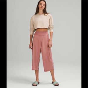 Lululemon NWT Wide-Leg High Rise Crop 19” Spiced Chai Sz 6